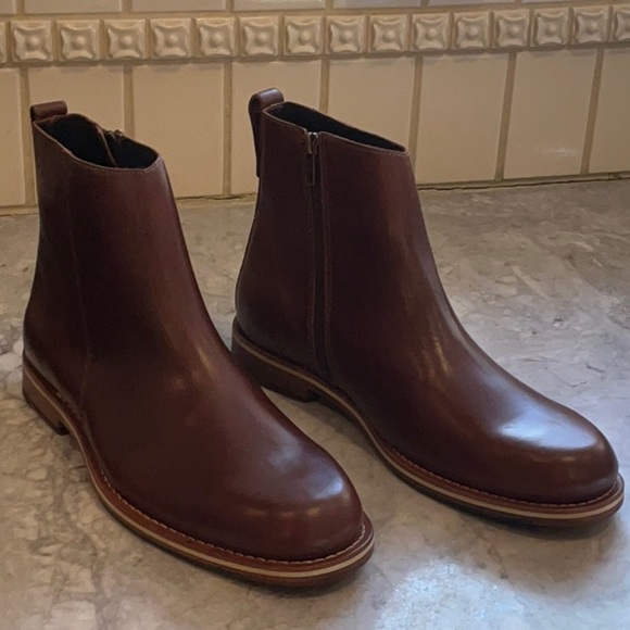 Men’s Helm Boots - Picture 2 of 3